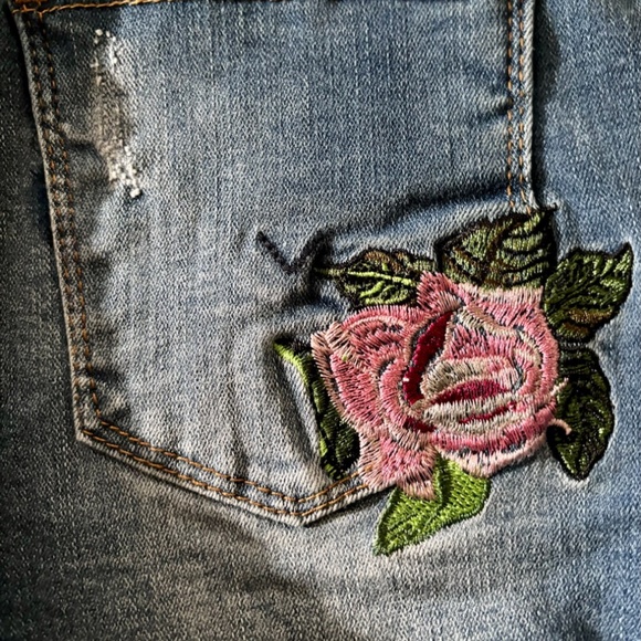 ntw hudson shorts with embroidered rose size 16 - Picture 3 of 3
